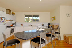 breakfast bar